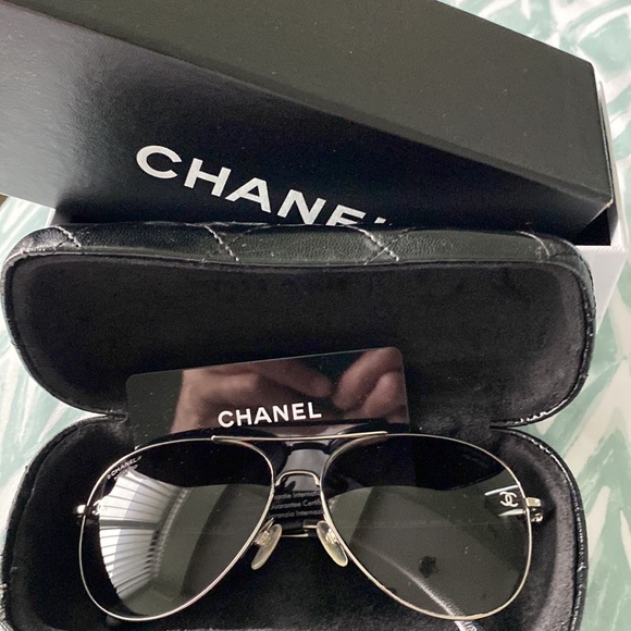 Channel limited edition aviator with box authenticity - Picture 5 of 5